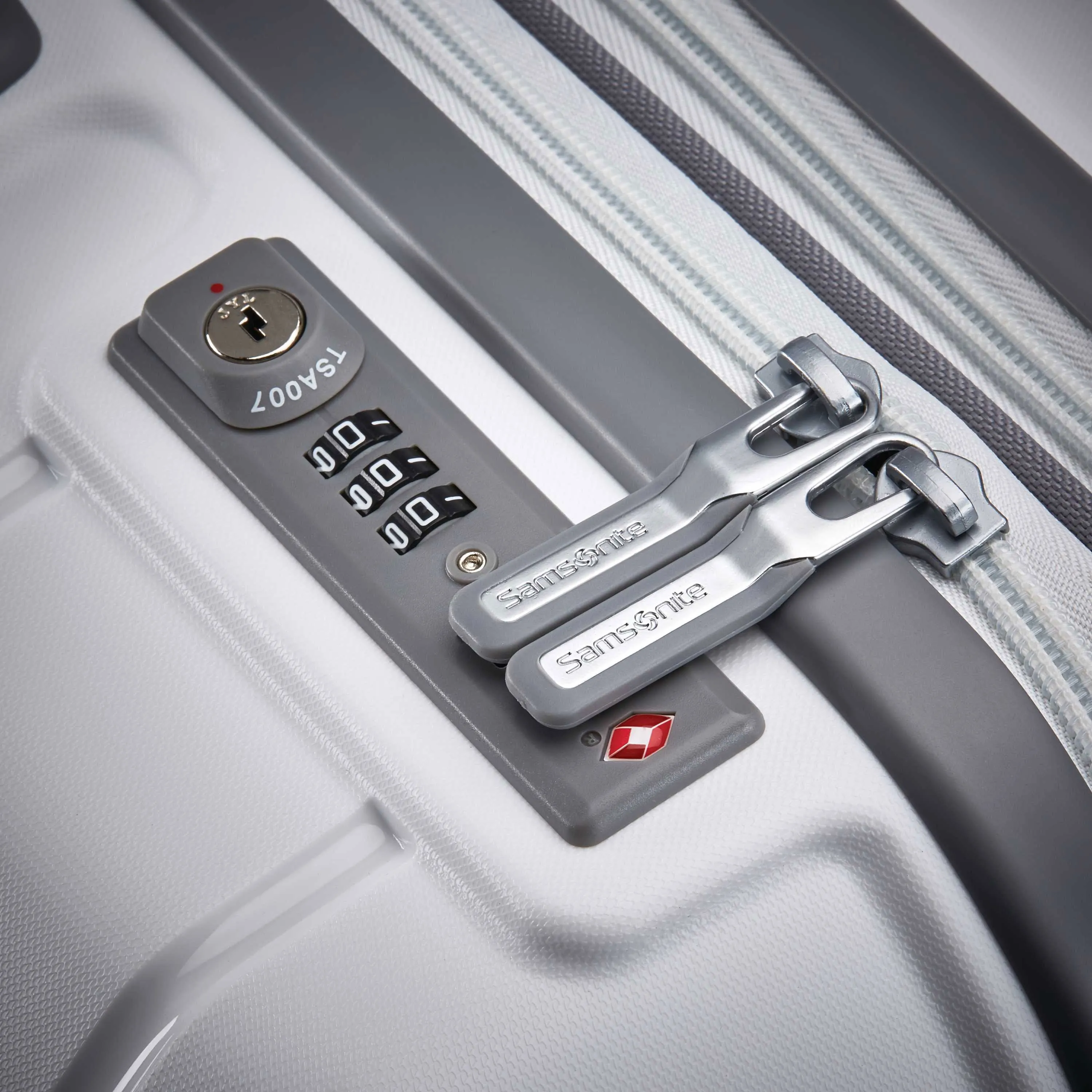Freeform Hardside 21" Carry-On Luggage