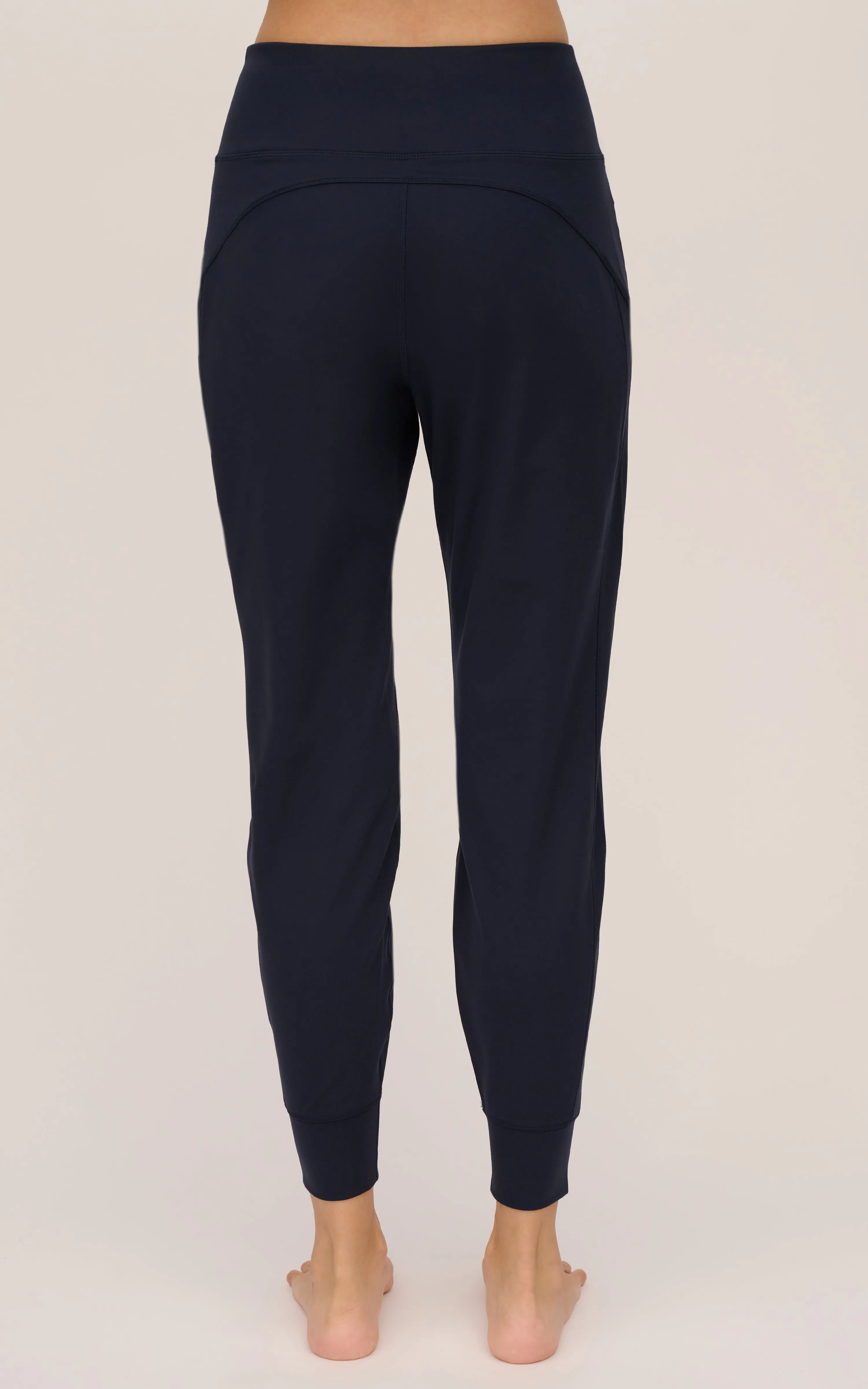 Interlock Zipper Pockets Greenwich Jogger