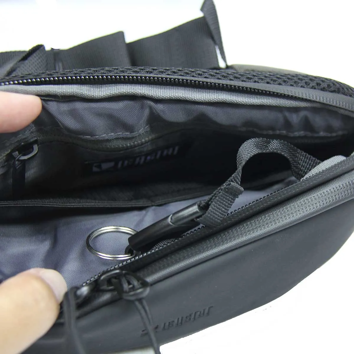 Nifty Waterproof Waistpouch