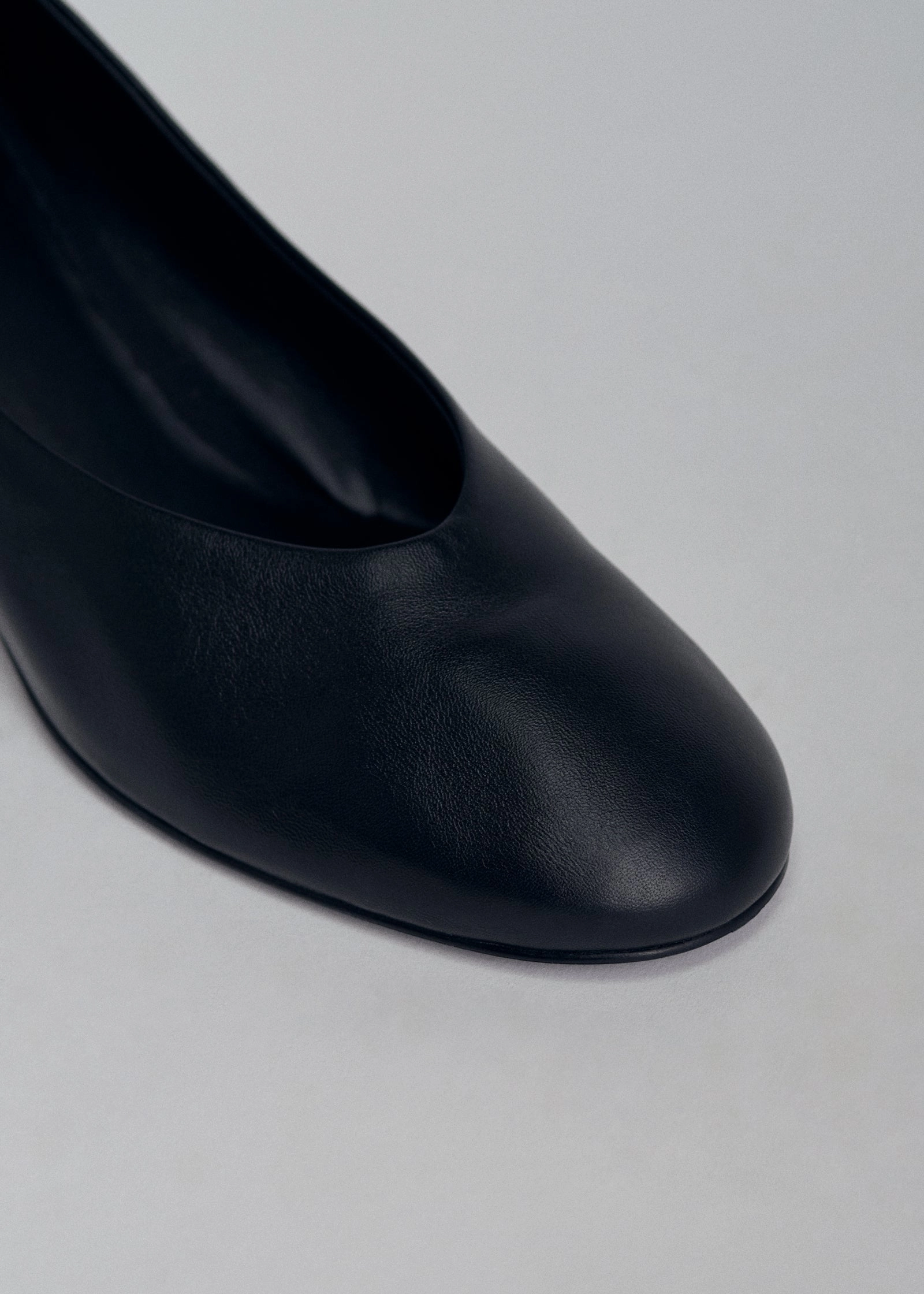Pump Heel in Smooth Leather - Black