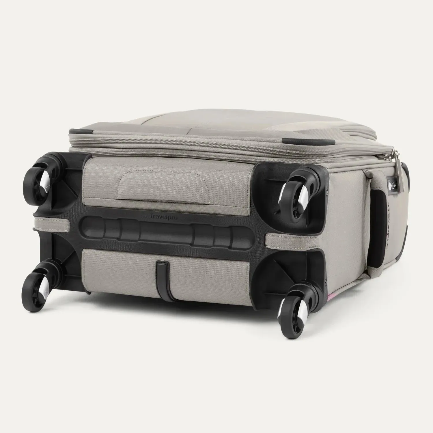 Travelpro Maxlite 5 International Carry-On Spinner Luggage