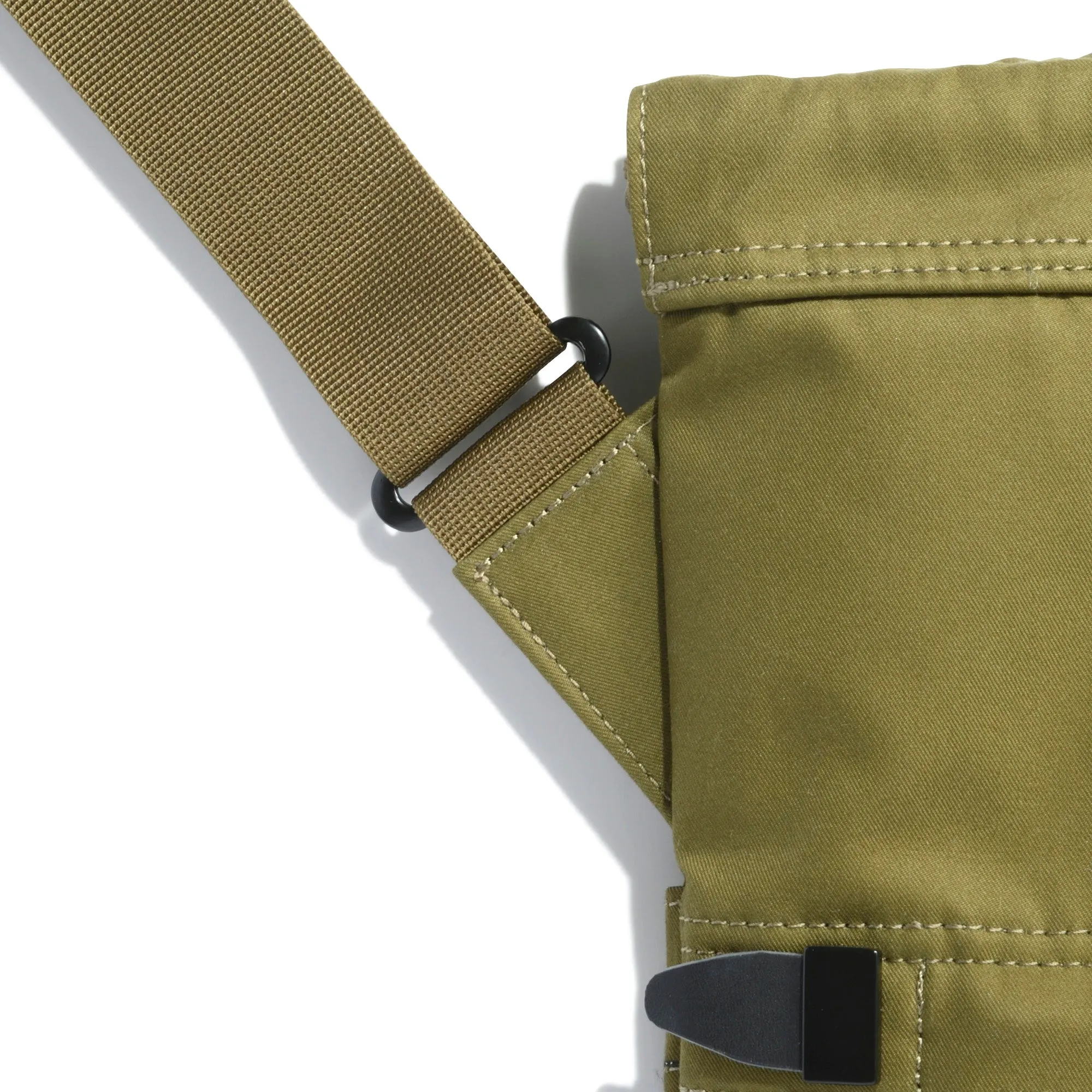 UT CITY VT RAF Helmet Bag