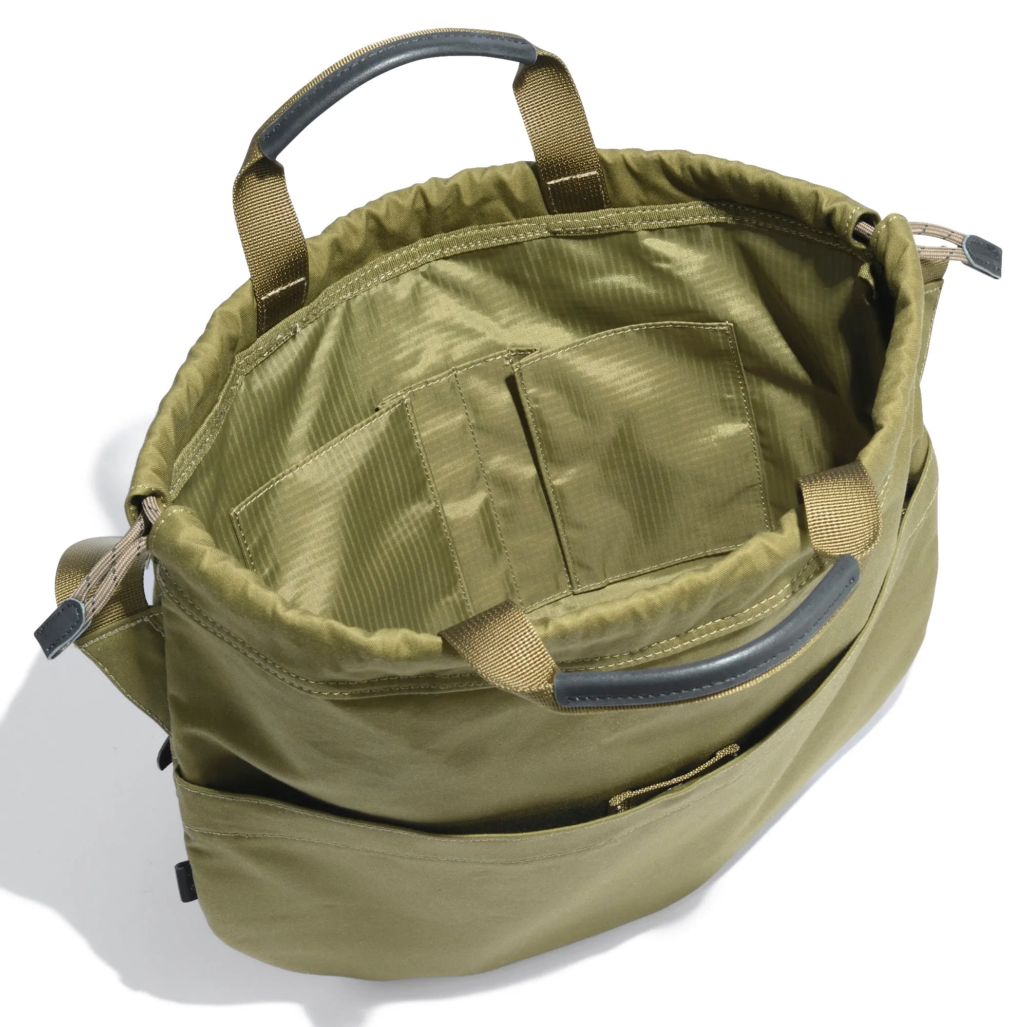 UT CITY VT RAF Helmet Bag